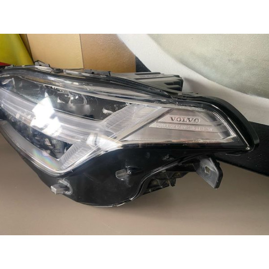★美品★車純正VOLVO LED ボルボXC90★左ヘッドライト32228688 Left headlight FULL LED VOLVO XC90 2018+ 32228688